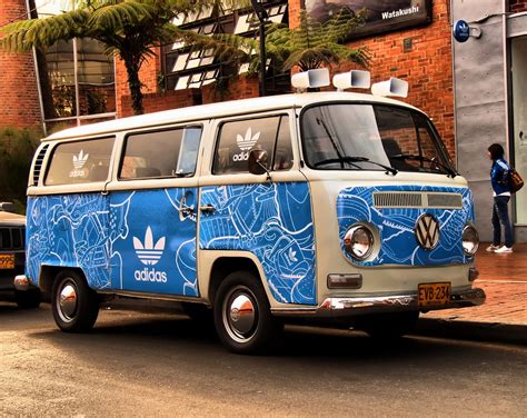 (adidas) van 